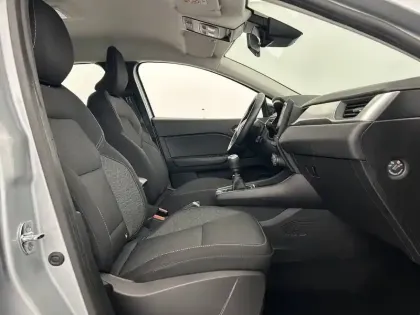 Photo 22 Renault Captur  TCe 90 - 21