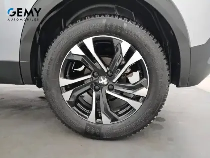 Photo 36 Peugeot 2008  BlueHDi 110 S&S BVM6