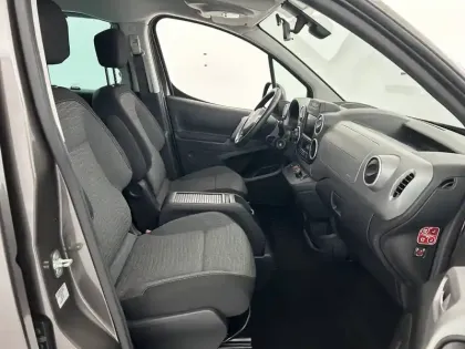 Photo 42 Citroën Berlingo E- Multispace Taille M