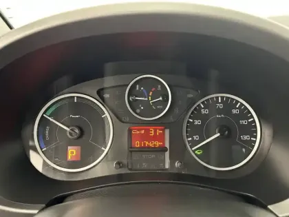 Photo 45 Citroën Berlingo E- Multispace Taille M