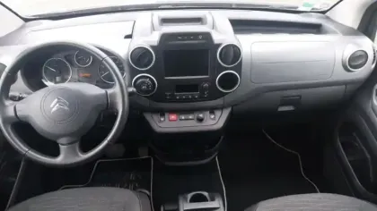 Photo 28 Citroën Berlingo E- Multispace Taille M