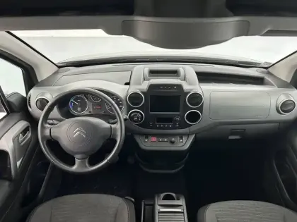 Photo 54 Citroën Berlingo E- Multispace Taille M