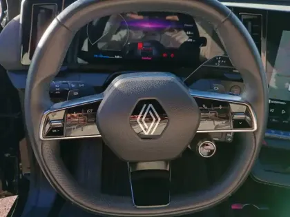 Photo 7 Renault Megane  E-Tech EV60 220 ch super charge