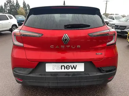 Photo 3 Renault Captur  E-Tech full hybrid 145 ch