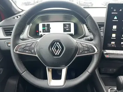 Photo 14 Renault Captur  E-Tech full hybrid 145 ch