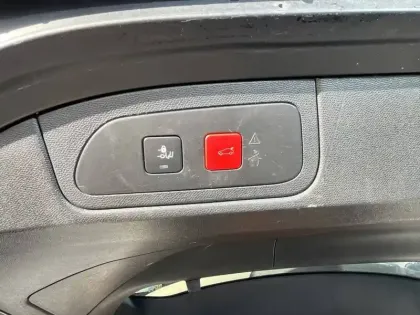 Photo 25 DS Ds 7 DS7 Crossback PureTech 180 EAT8