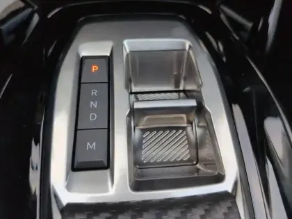 Photo 34 Peugeot 208  Hybrid 110 e-DCS6