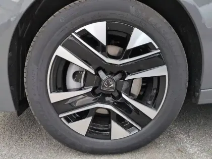 Photo 56 Peugeot 208  Hybrid 110 e-DCS6