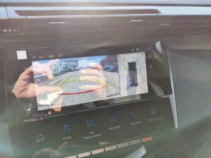 Photo 34 Peugeot 308  SW Hybrid 145 e-DCS6