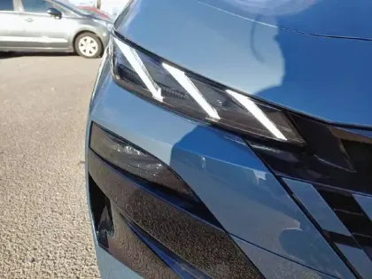 Photo 15 Peugeot 308  SW Hybrid 145 e-DCS6