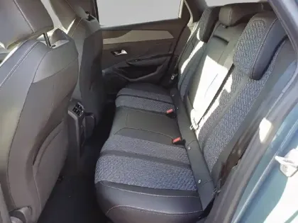 Photo 31 Peugeot 308  SW Hybrid 145 e-DCS6