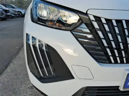 Photo 15 Peugeot 2008  Hybrid 145 e-DCS6