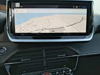 Photo 35 Peugeot 2008  Hybrid 145 e-DCS6