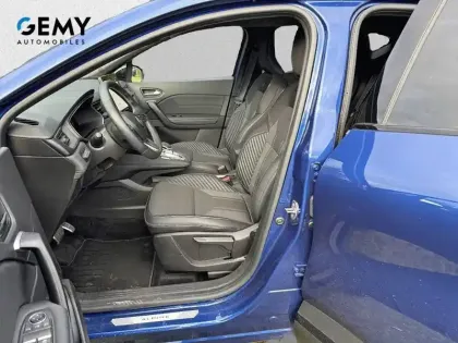 Photo 8 Renault Captur  E-Tech full hybrid 145 ch