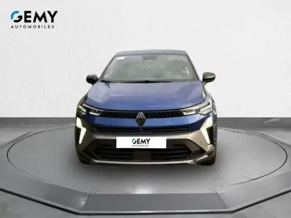 Photo 1 Renault Captur  E-Tech full hybrid 145 ch