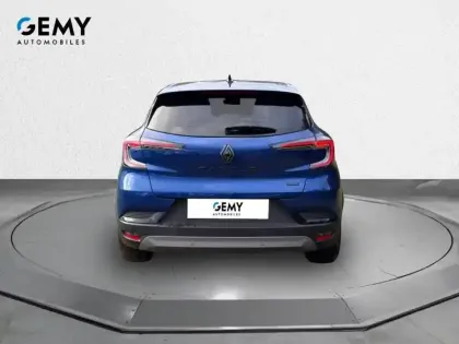 Photo 4 Renault Captur  E-Tech full hybrid 145 ch