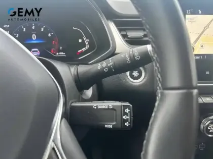 Photo 15 Renault Captur  TCe 140 - 21