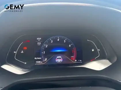 Photo 12 Renault Captur  TCe 140 - 21