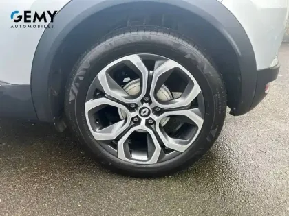 Photo 10 Renault Captur  TCe 140 - 21