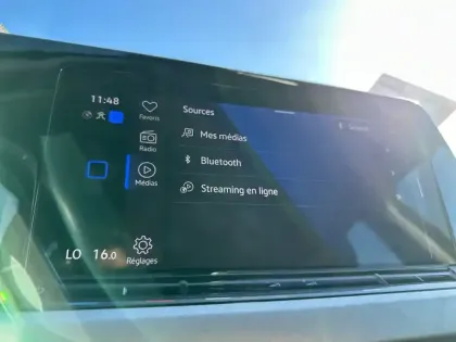 Photo 30 Volkswagen Golf  1.0 eTSI OPF 110 DSG7