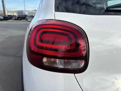 Photo 16 Citroën C3  SOCIETE PURETECH 83 S&S BVM