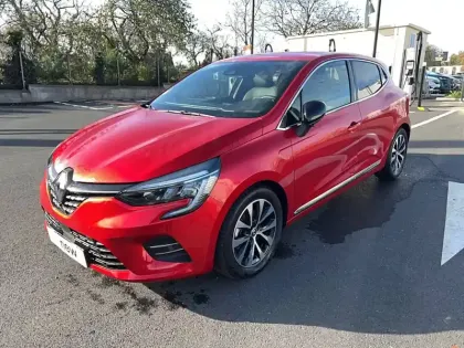 Photo 22 Renault Clio  E-Tech full hybrid 145