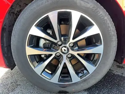 Photo 18 Renault Clio  E-Tech full hybrid 145