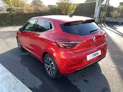 Photo 2 Renault Clio  E-Tech full hybrid 145