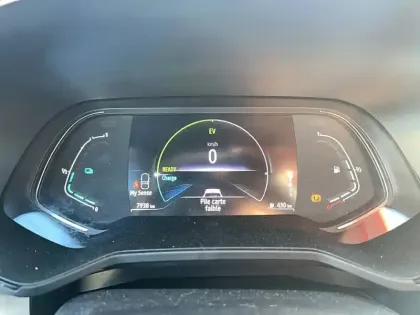 Photo 16 Renault Clio  E-Tech full hybrid 145