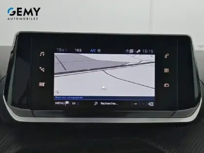Photo 12 Peugeot 2008  PureTech 130 S&S BVM6