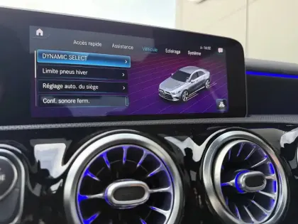 Photo 18 Mercedes Classe A  200 7G-DCT