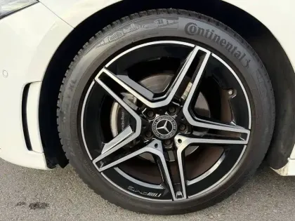 Photo 5 Mercedes Classe A  200 7G-DCT