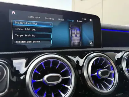 Photo 19 Mercedes Classe A  200 7G-DCT