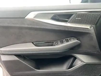 Photo 10 Renault Austral  E-Tech full hybrid 200 GSR2