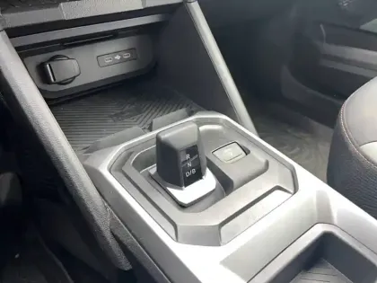 Photo 12 Dacia Duster  Hybrid 140