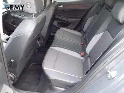 Photo 35 Volkswagen Golf  2.0 TDI SCR 150 DSG7