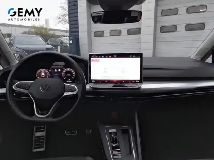 Photo 33 Volkswagen Golf  2.0 TDI SCR 150 DSG7