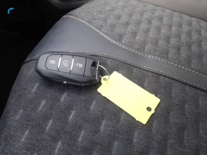 Photo 22 Peugeot 3008  Hybrid 225 e-EAT8