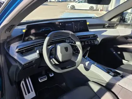 Photo 3 Peugeot 3008  Plug-in Hybrid 195 e-DCS7