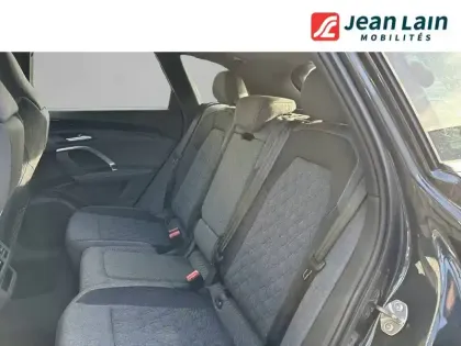 Photo 16 Audi Q5  e-hybrid 299 ch S tronic 7 Quattro