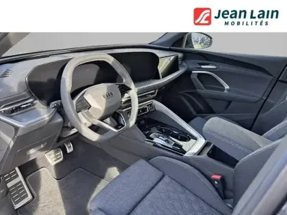 Photo 50 Audi Q5  e-hybrid 299 ch S tronic 7 Quattro