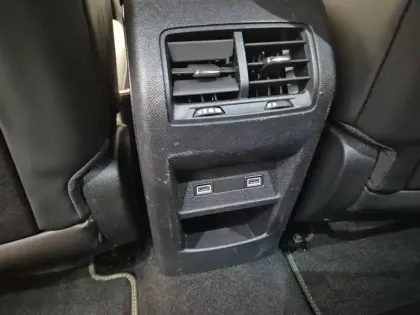 Photo 43 Peugeot 308  SW BlueHDi 130ch S&S EAT8