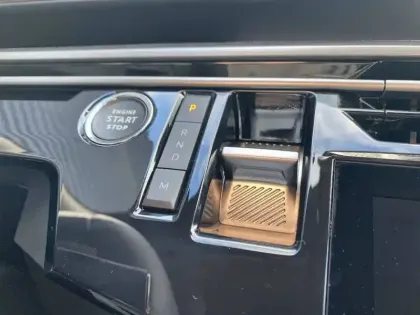 Photo 13 Peugeot 3008  Hybrid 145 e-DCS6