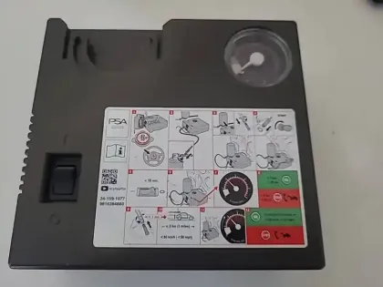 Photo 17 Peugeot 208  PureTech 100 S&S BVM6