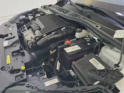 Photo 14 Peugeot 208  PureTech 100 S&S EAT8