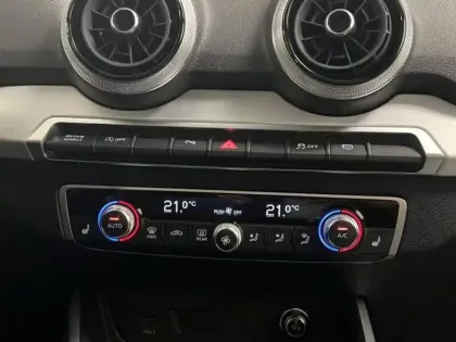 Photo 22 Audi Q2  35 TFSI 150 S tronic 7