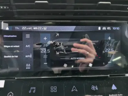 Photo 20 Peugeot 308  Hybrid 145 e-DCS6