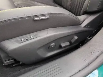 Photo 14 Peugeot 308  Hybrid 145 e-DCS6