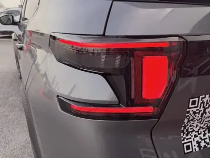 Photo 16 Citroën C3 Aircross  Hybride 136 e-DCS6