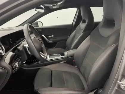 Photo 31 Mercedes Classe A  200 d 8G-DCT